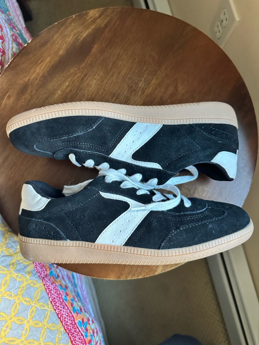 Blondo Remmie Black Suede Waterproof Sneakers Sz 9.5 NWOB - Picture 7 of 10